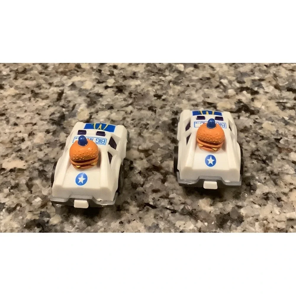 2 Vintage 1984 BIG MAC McDonalds Ertl Pull Back Police Cop Car Toy